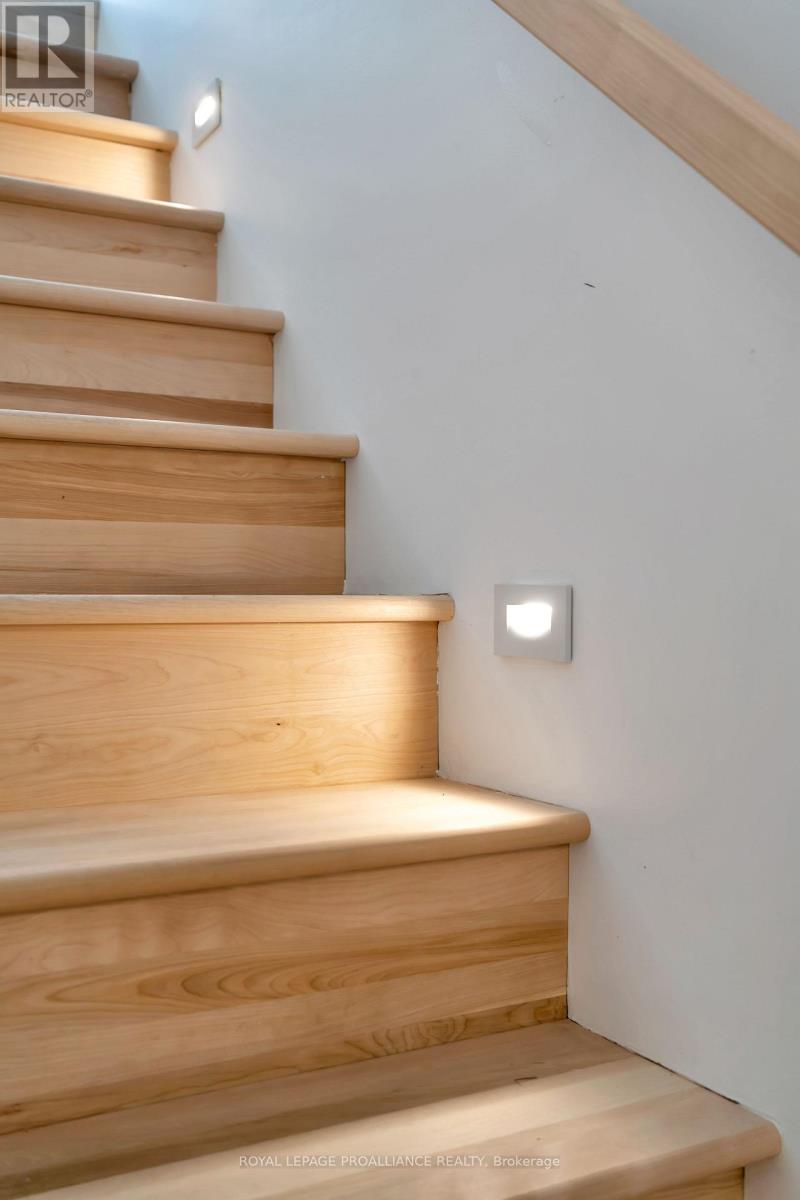 2670 County Road 8, Prince Edward County, Ontario  K0K 2T0 - Photo 31 - X12408524