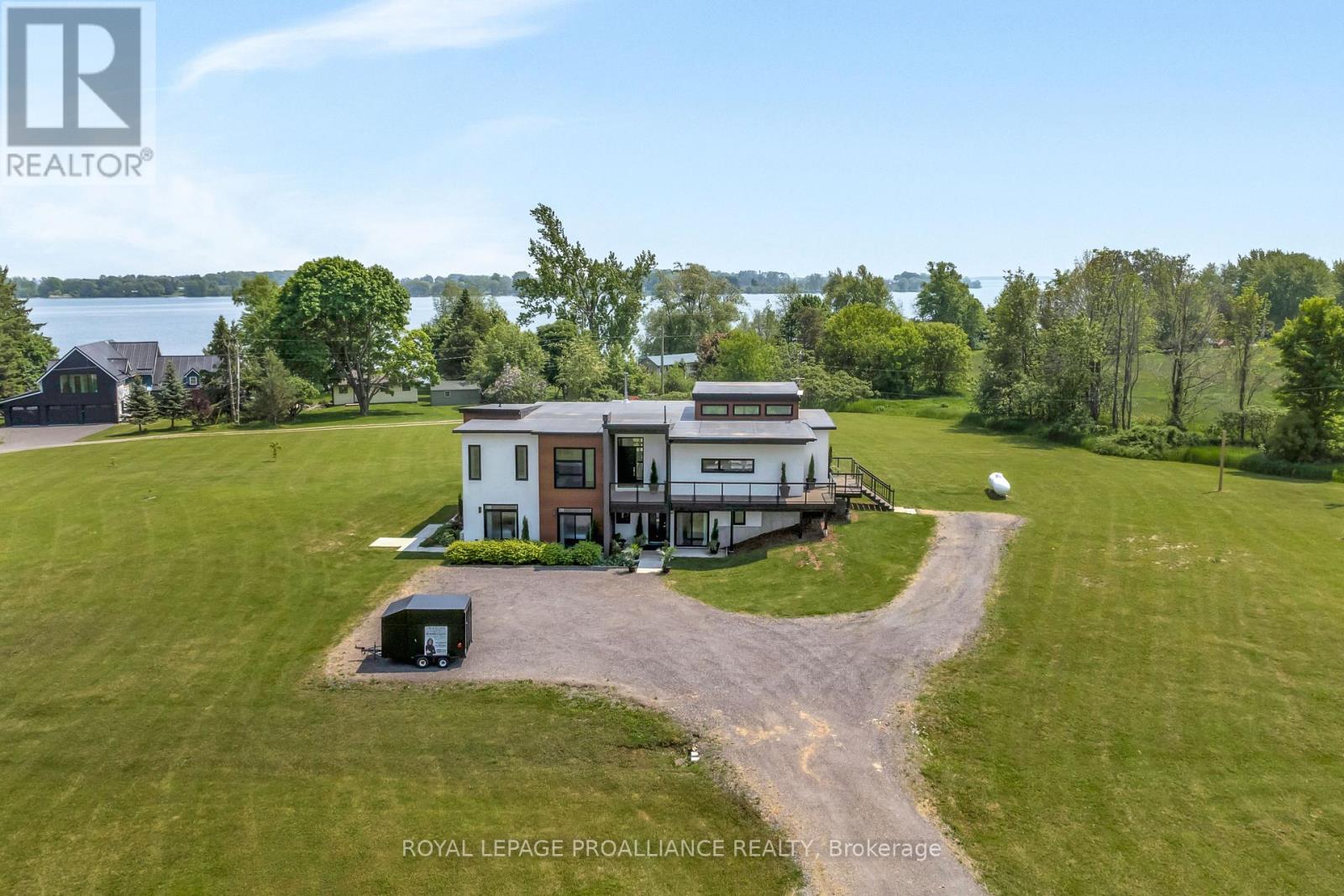 2670 County Road 8, Prince Edward County, Ontario  K0K 2T0 - Photo 7 - X12408524