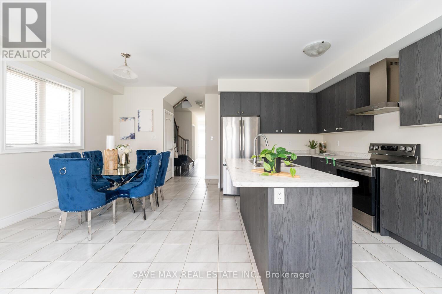 6 Amos Avenue, Brantford, Ontario  N3T 0V4 - Photo 11 - X12408442
