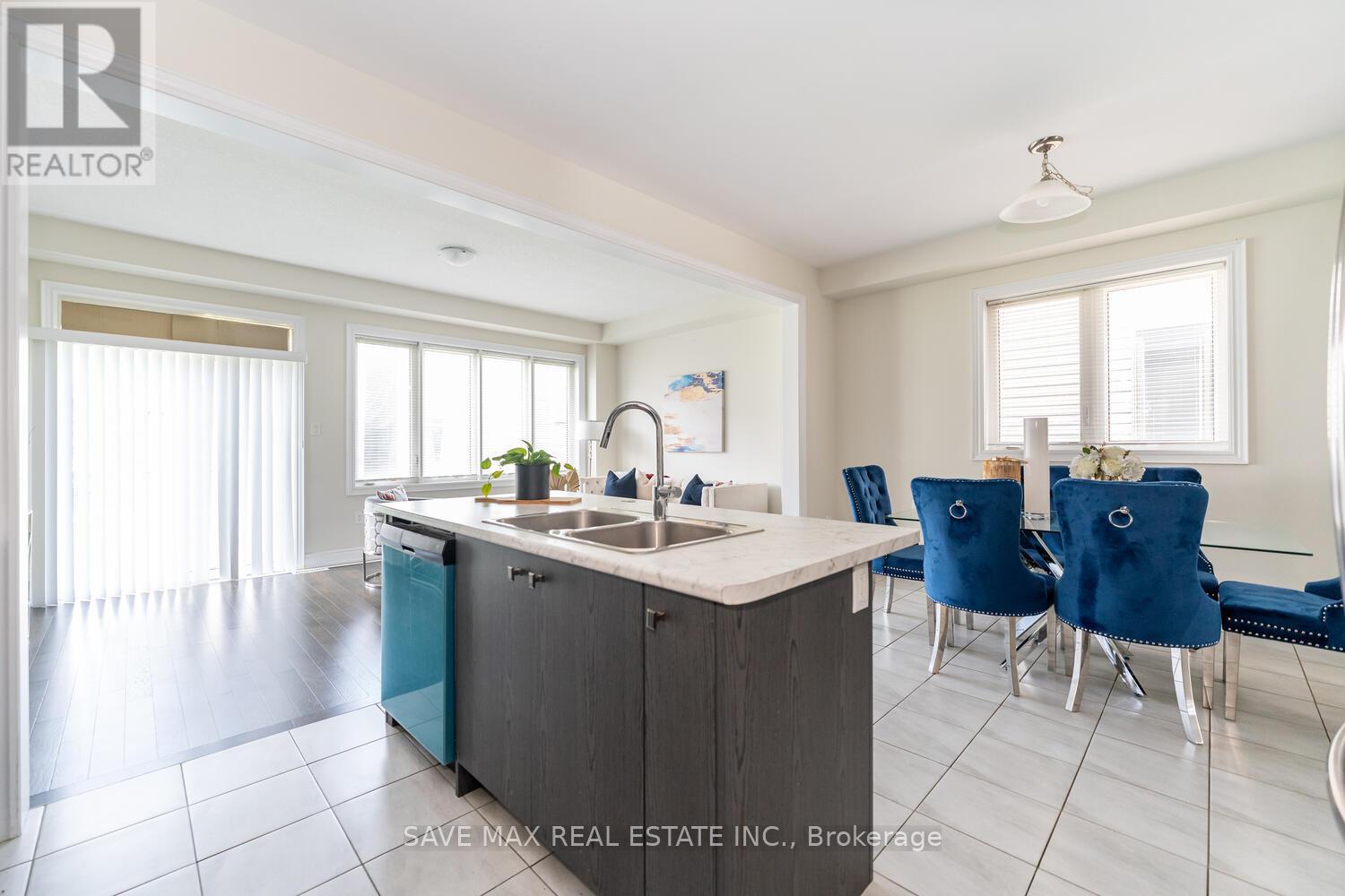 6 Amos Avenue, Brantford, Ontario  N3T 0V4 - Photo 13 - X12408442