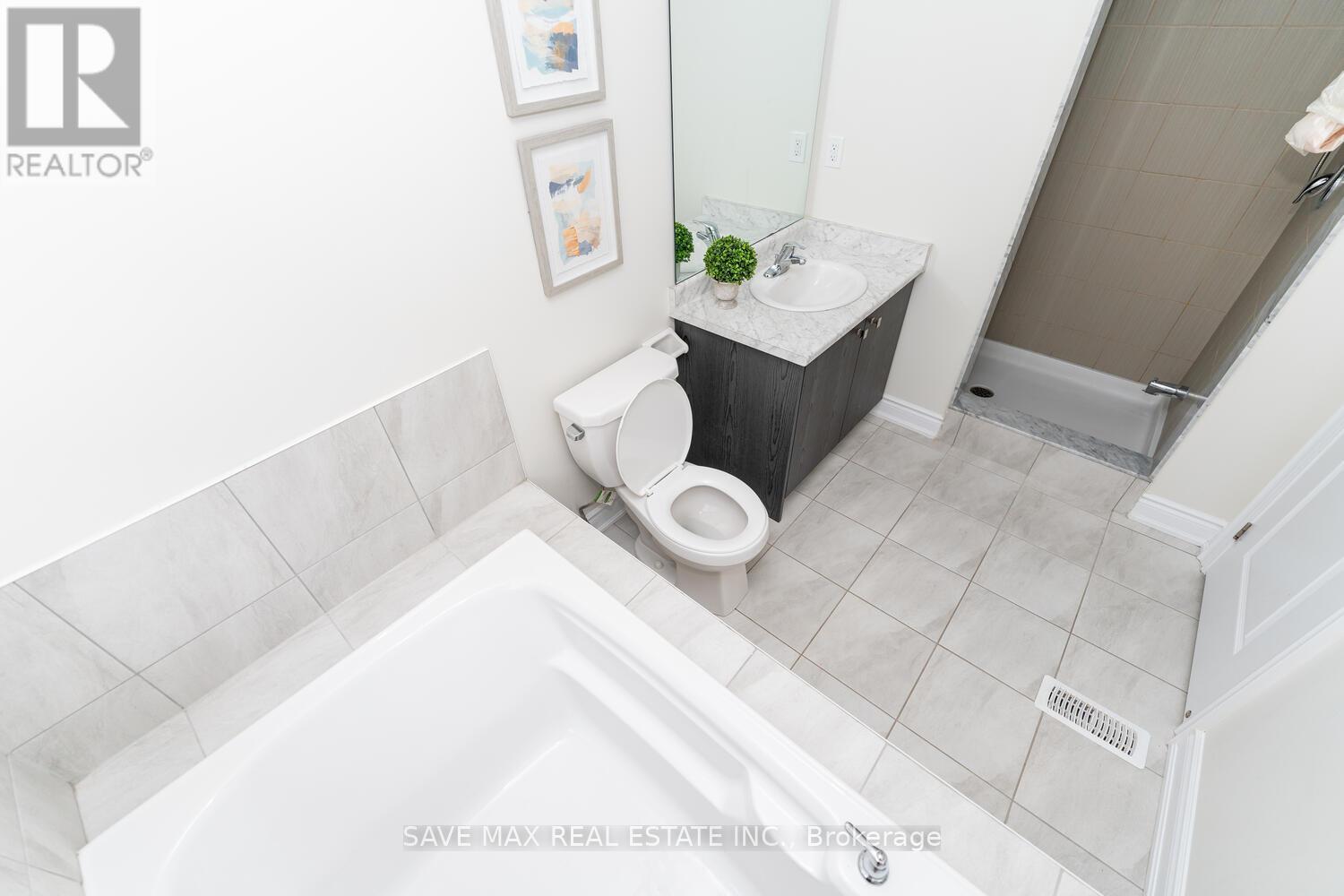 6 Amos Avenue, Brantford, Ontario  N3T 0V4 - Photo 33 - X12408442