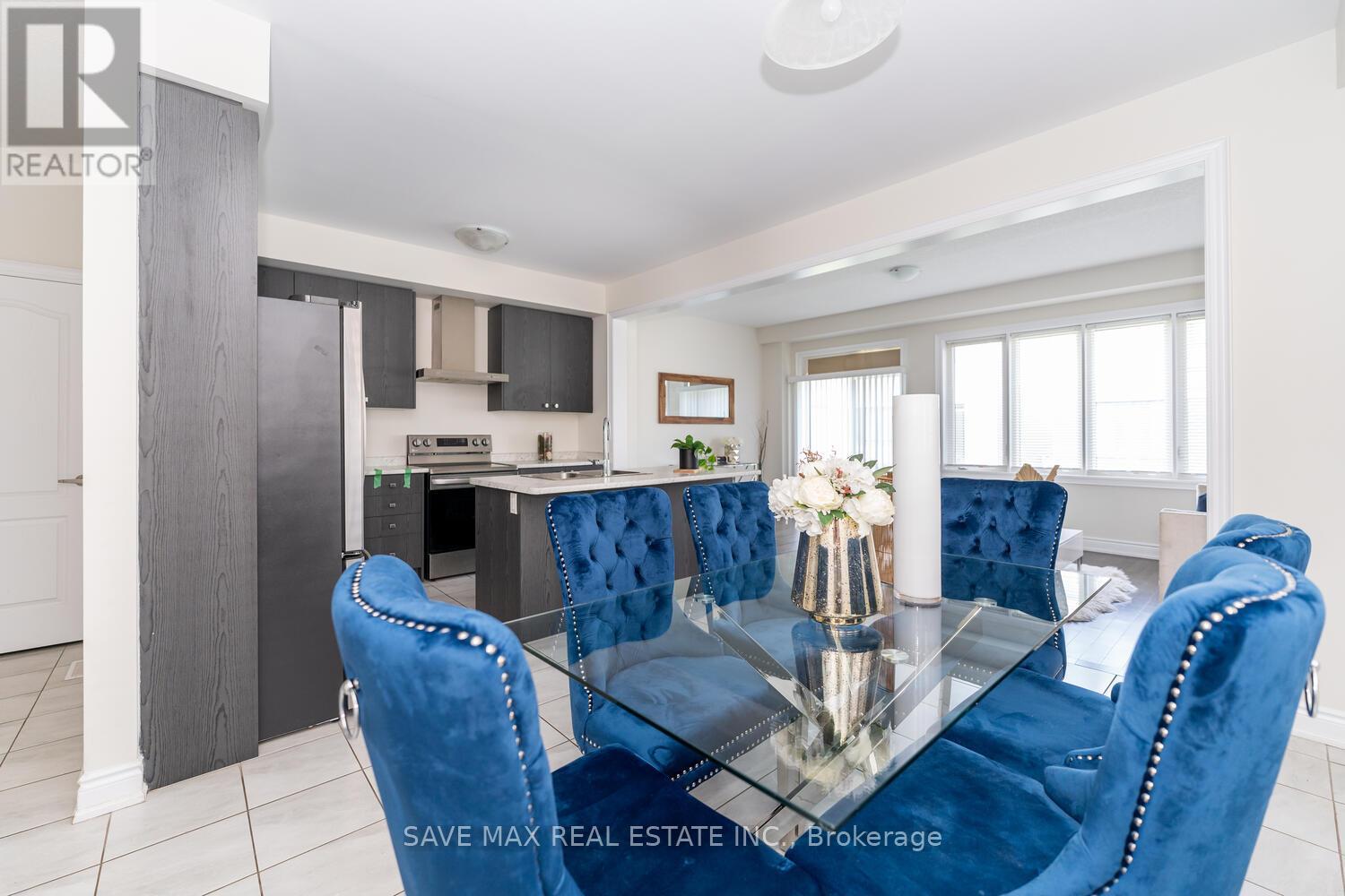 6 Amos Avenue, Brantford, Ontario  N3T 0V4 - Photo 9 - X12408442