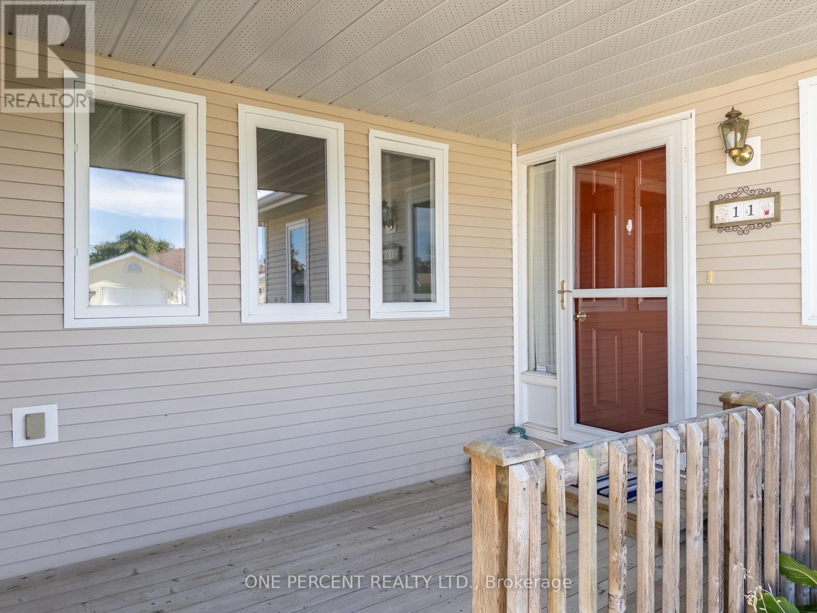 11 Monroe Court, Prince Edward County, Ontario  K0K 3L0 - Photo 5 - X12408448