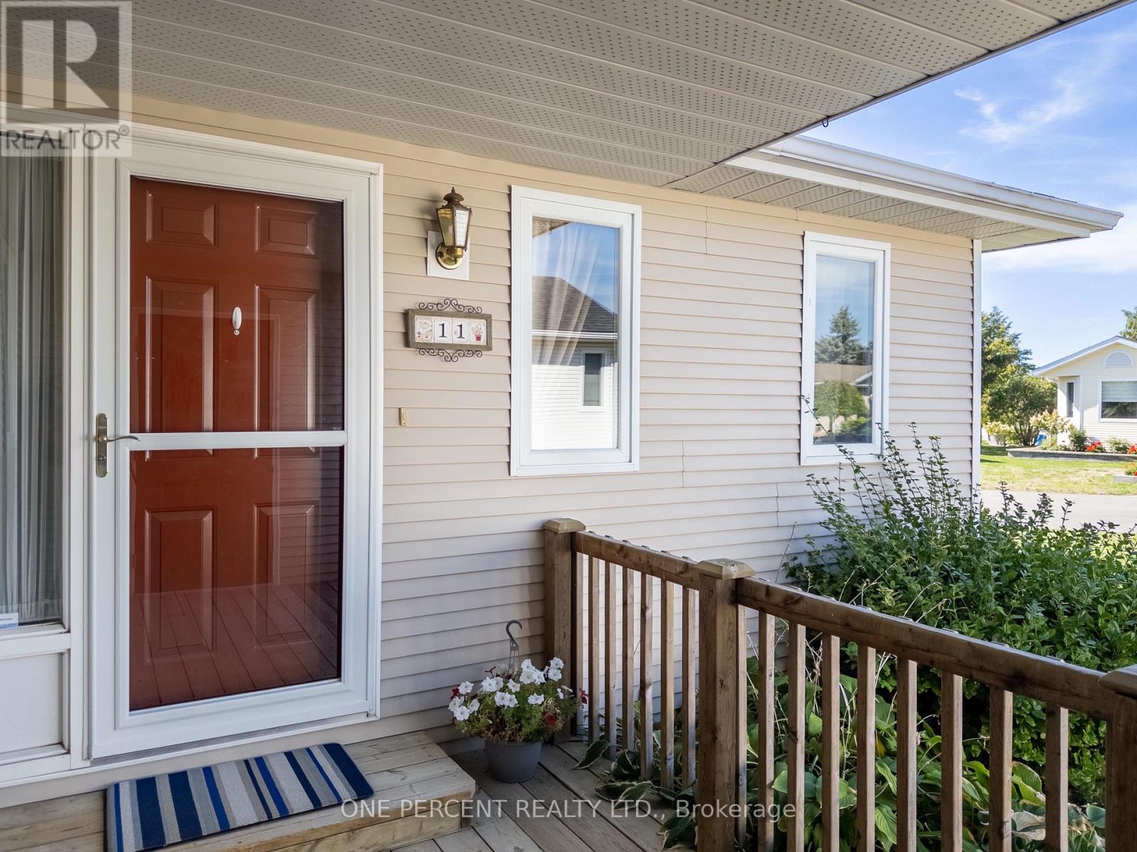 11 Monroe Court, Prince Edward County, Ontario  K0K 3L0 - Photo 6 - X12408448