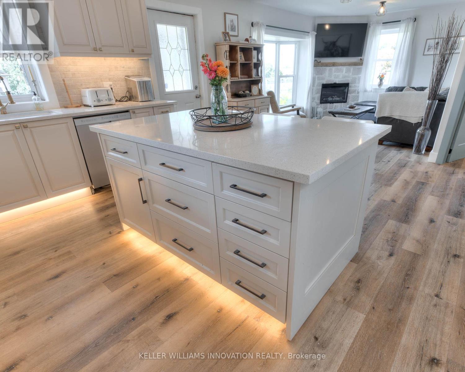 3859 Arthur Street N, Woolwich, Ontario  N3B 2Z1 - Photo 10 - X12408471