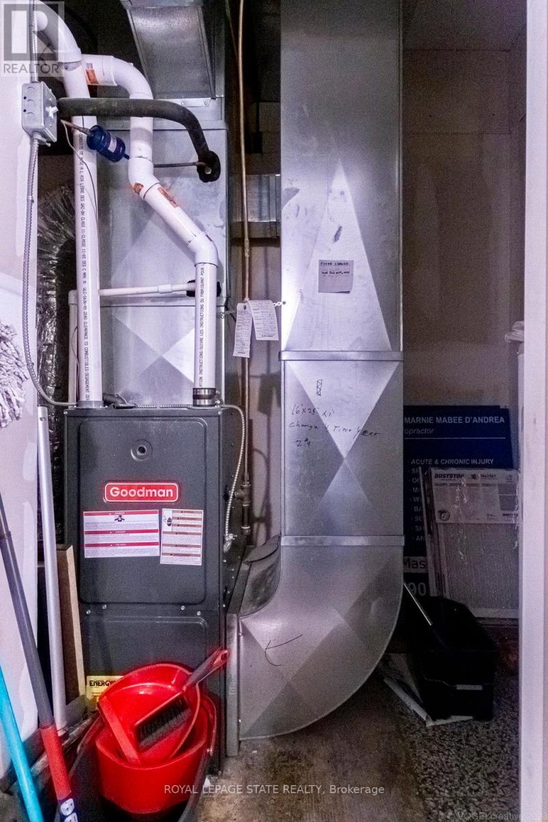 864-868 King Street W, Hamilton, Ontario  L8S 1K3 - Photo 13 - X12408482