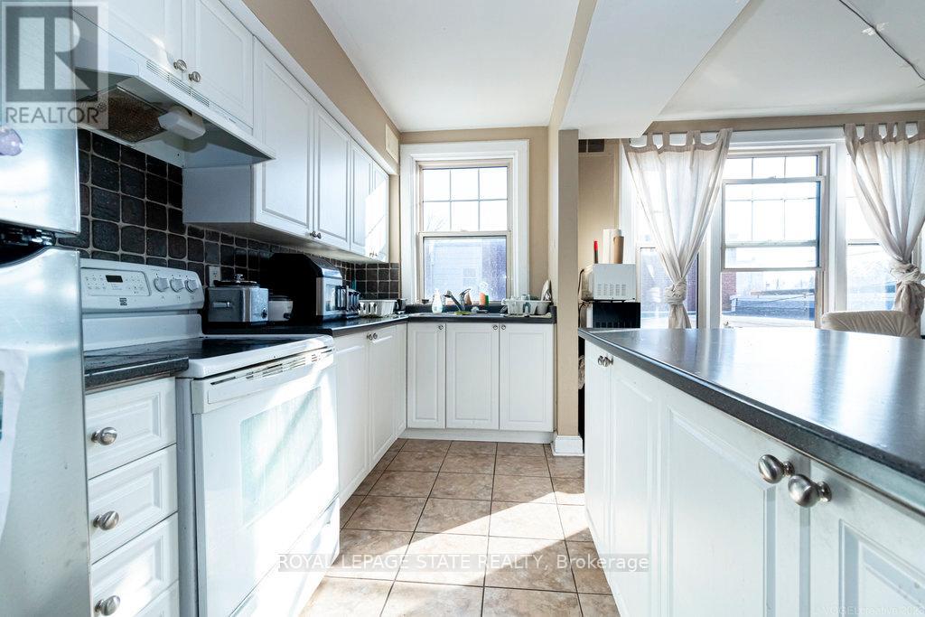 864-868 King Street W, Hamilton, Ontario  L8S 1K3 - Photo 29 - X12408482