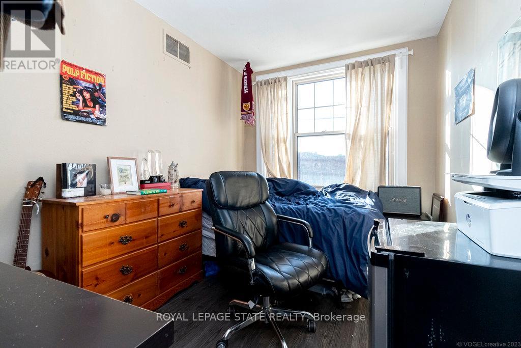 864-868 King Street W, Hamilton, Ontario  L8S 1K3 - Photo 30 - X12408482