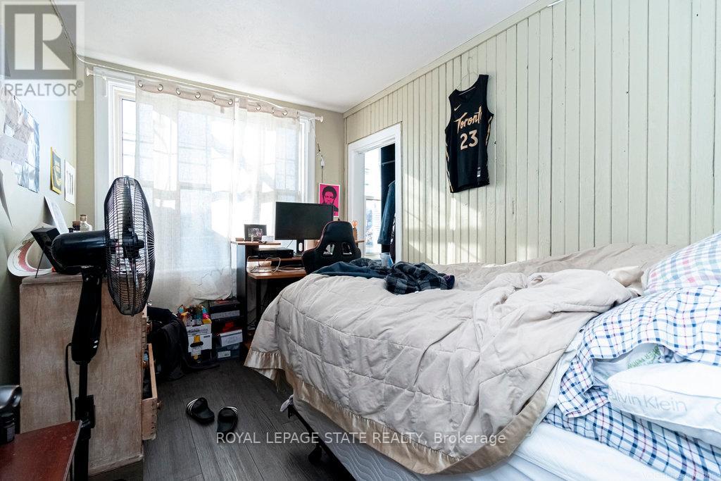 864-868 King Street W, Hamilton, Ontario  L8S 1K3 - Photo 31 - X12408482