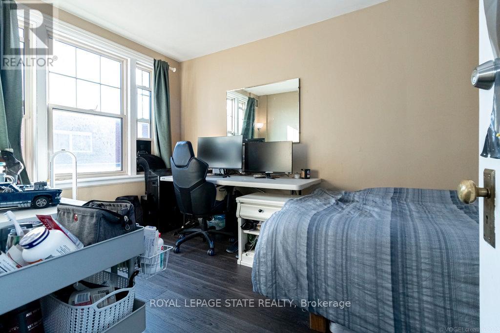 864-868 King Street W, Hamilton, Ontario  L8S 1K3 - Photo 34 - X12408482