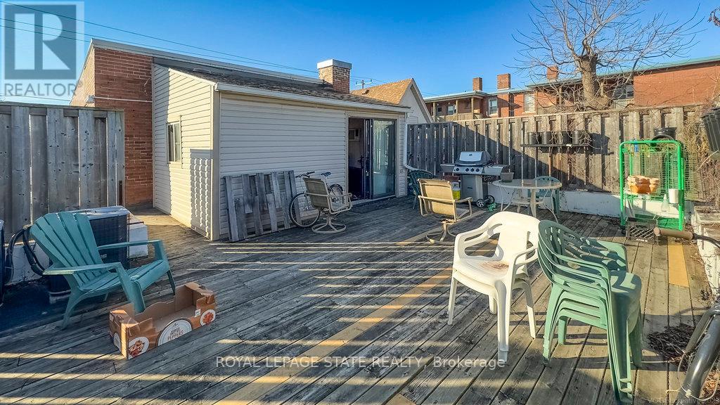 864-868 King Street W, Hamilton, Ontario  L8S 1K3 - Photo 37 - X12408482