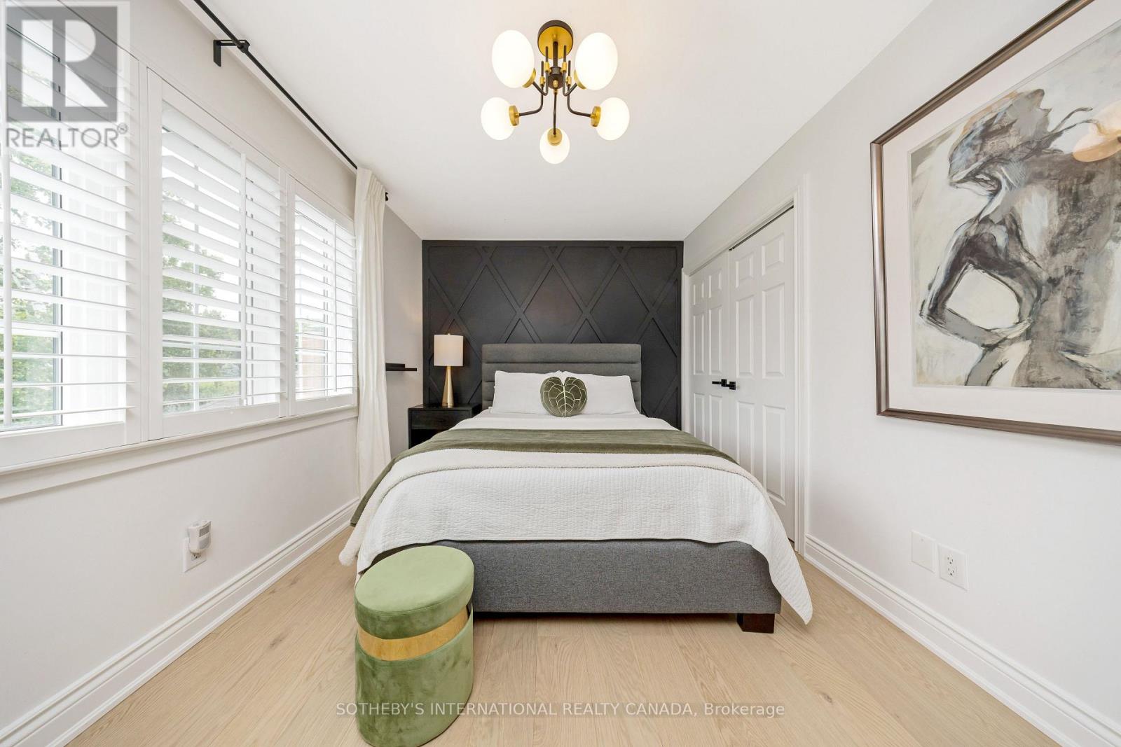 10 Meander Close, Hamilton, Ontario  L0R 1H1 - Photo 33 - X12408494