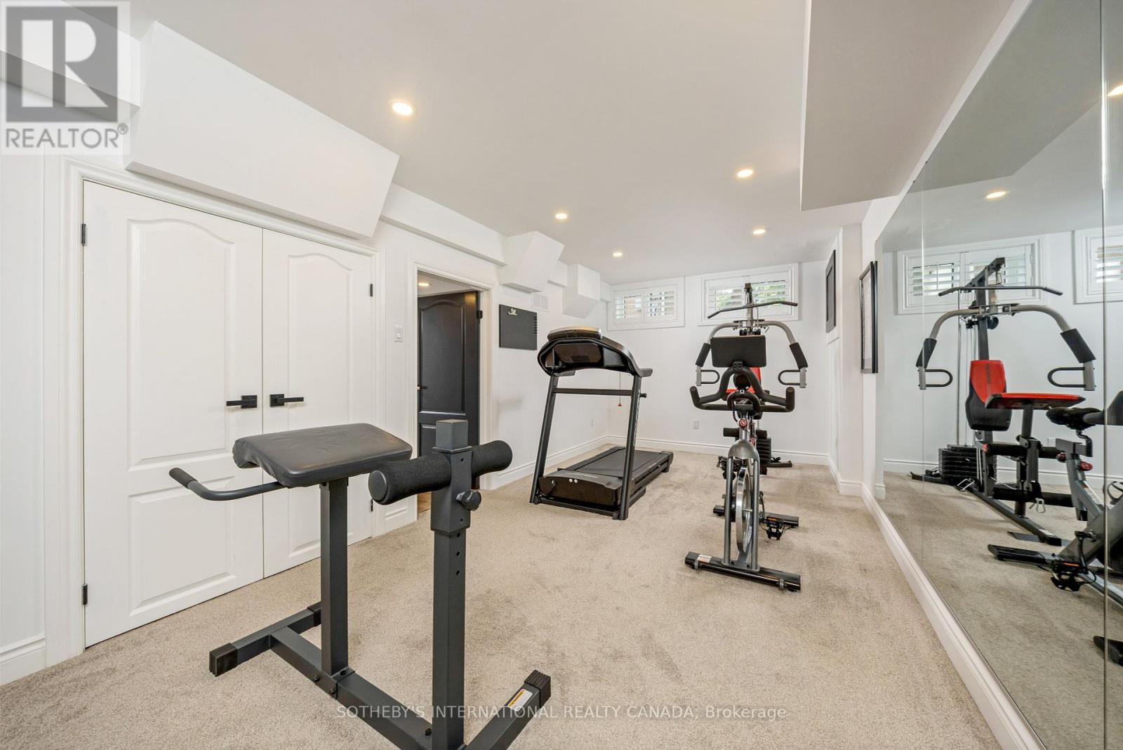 10 Meander Close, Hamilton, Ontario  L0R 1H1 - Photo 40 - X12408494