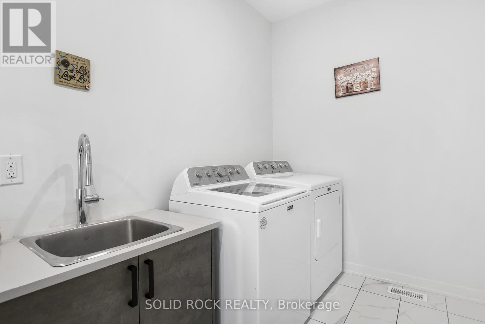 47 Mill Lane, Arnprior, Ontario  K7S 1L1 - Photo 30 - X12408520