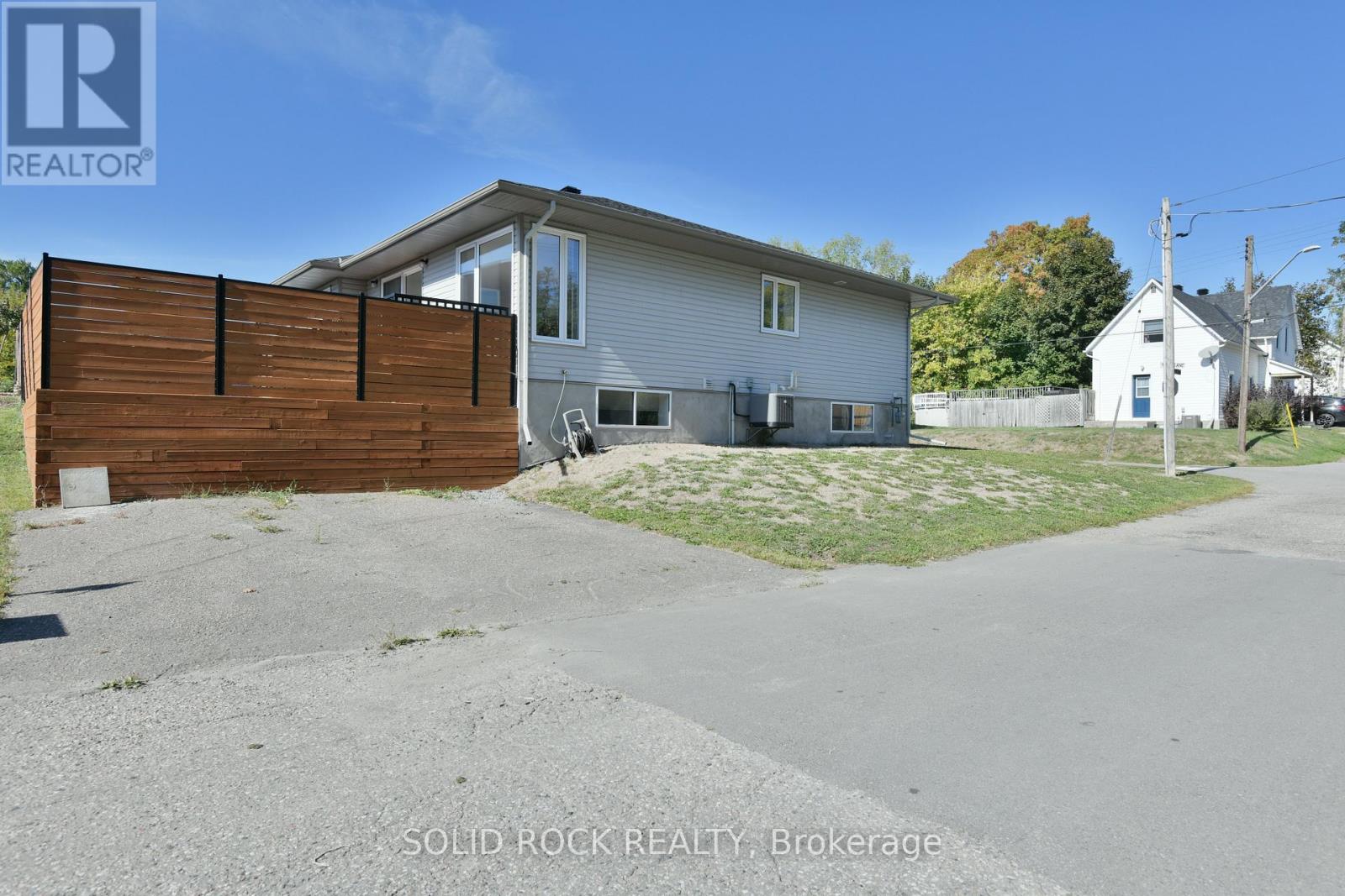 47 Mill Lane, Arnprior, Ontario  K7S 1L1 - Photo 44 - X12408520