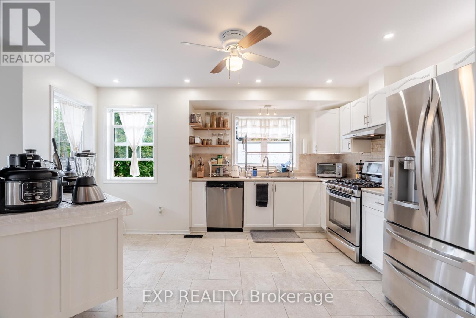 1562 Lisbon Street, Ottawa, Ontario  K4A 4B9 - Photo 5 - X12408522