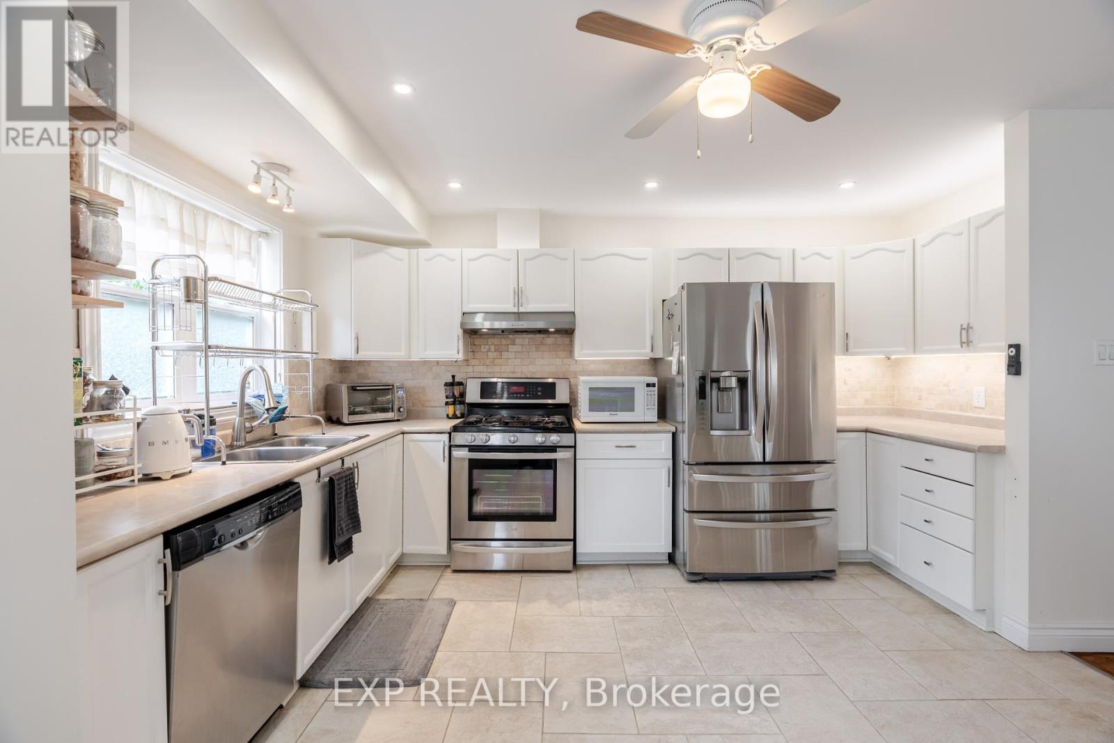 1562 Lisbon Street, Ottawa, Ontario  K4A 4B9 - Photo 7 - X12408522