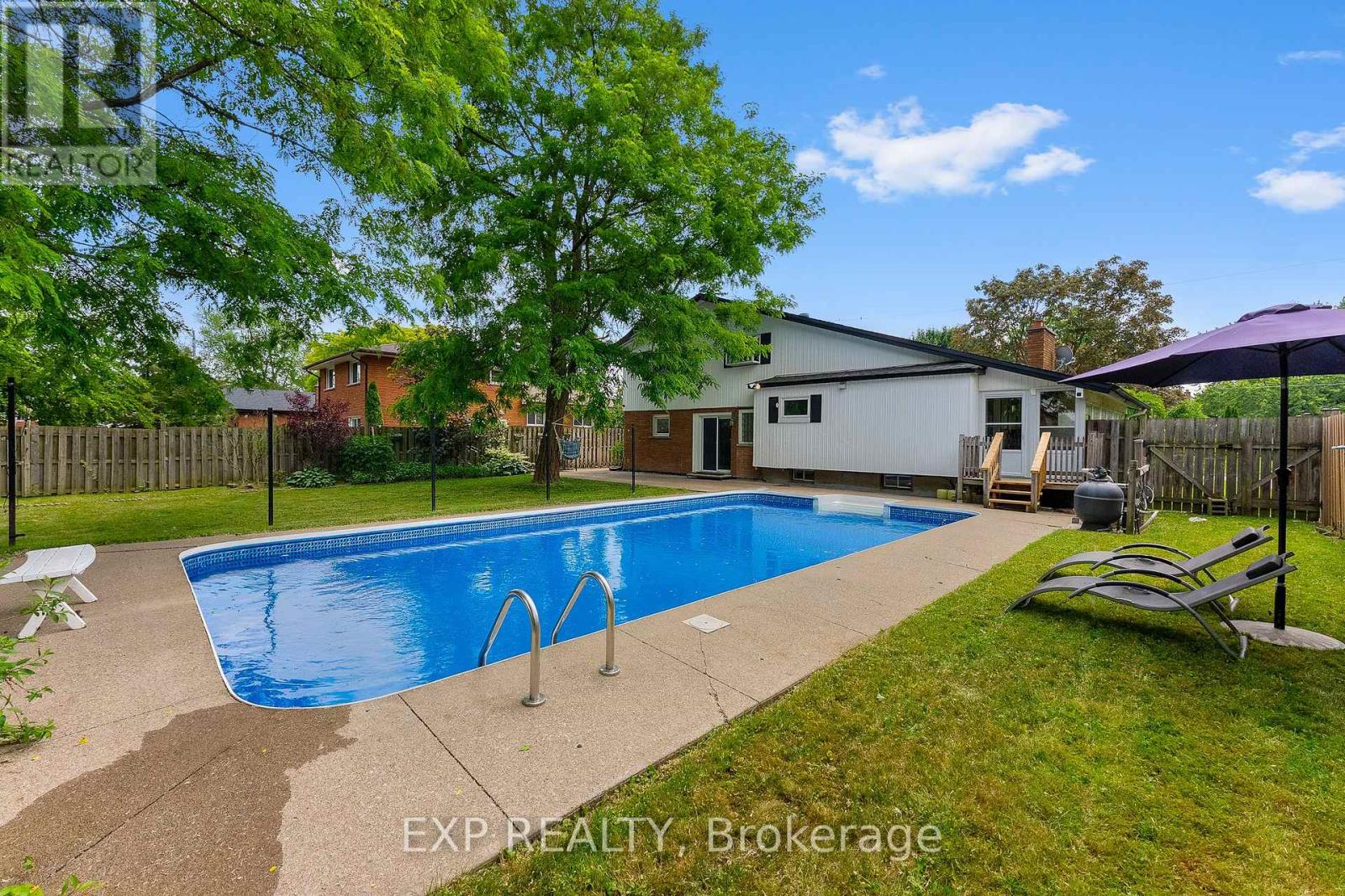 6937 Waterloo Drive, Niagara Falls, Ontario  L2J 1E3 - Photo 7 - X12408545