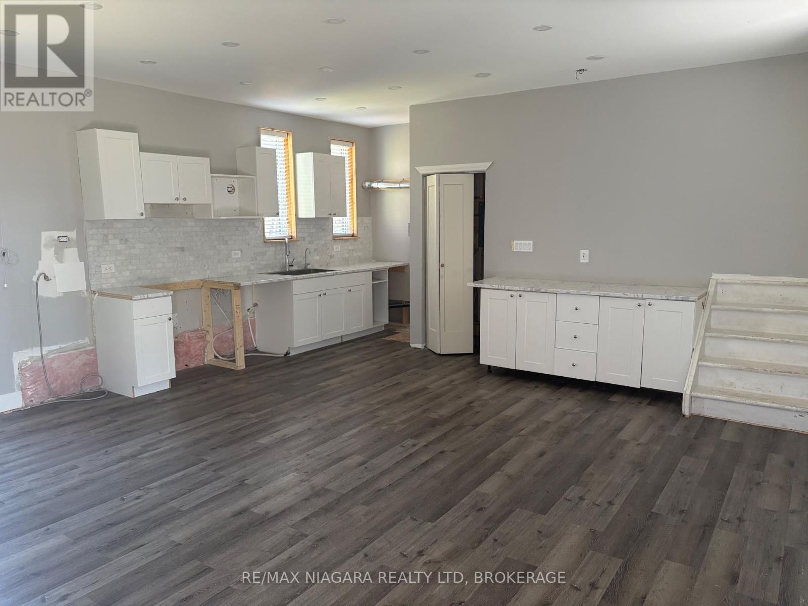 3949 Greenlane Road, Lincoln (Lincoln Lake), Ontario  L0R 1B1 - Photo 15 - X12408561