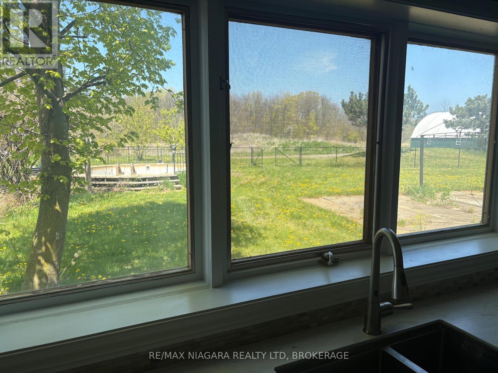 3949 Greenlane Road, Lincoln (Lincoln Lake), Ontario  L0R 1B1 - Photo 26 - X12408561