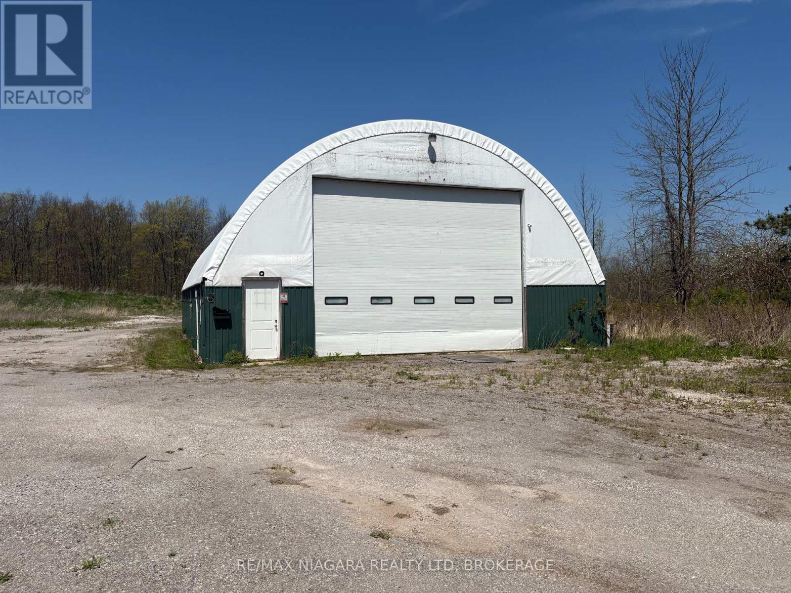 3949 Greenlane Road, Lincoln (Lincoln Lake), Ontario  L0R 1B1 - Photo 31 - X12408561