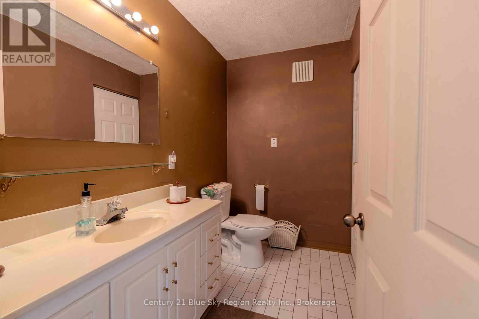 860 Deer Lake Road, West Nipissing, Ontario  P0H 2N0 - Photo 18 - X12408539