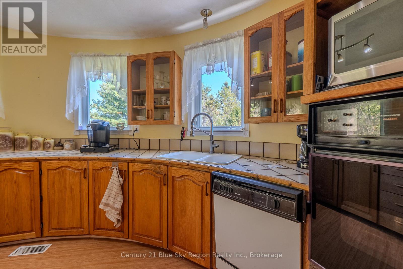 860 Deer Lake Road, West Nipissing, Ontario  P0H 2N0 - Photo 5 - X12408539