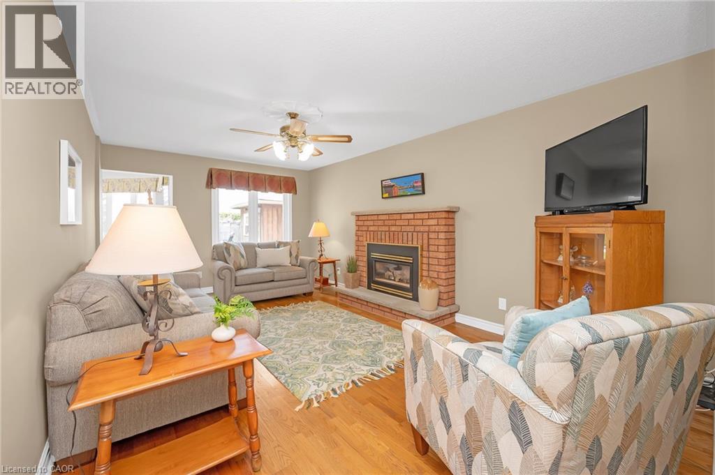 2015 Grosvenor Street, Oakville, Ontario  L6H 5A2 - Photo 10 - 40770273