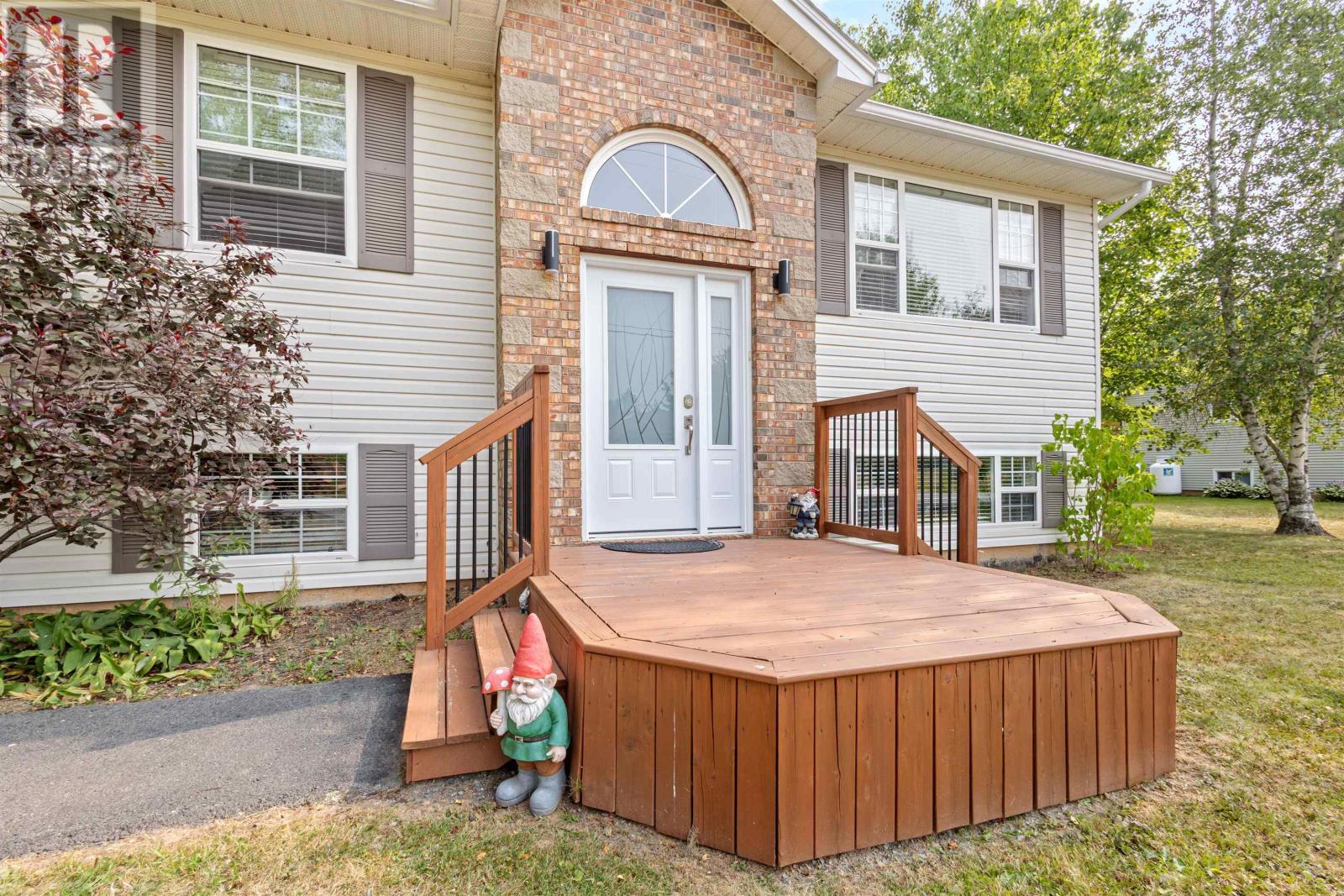 Property at 76 Poplar Drive image 3
