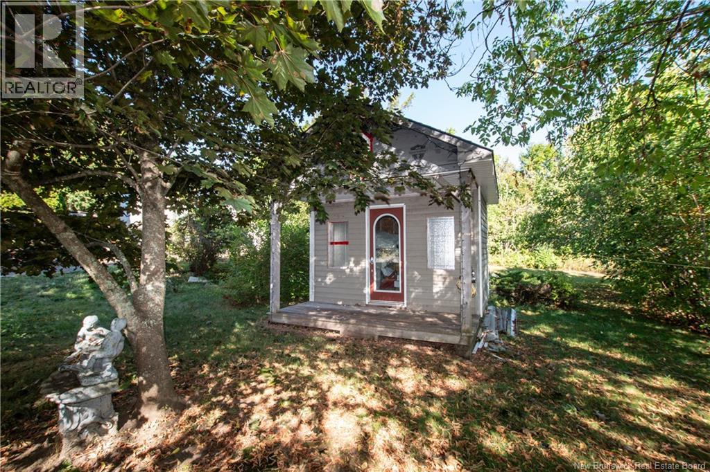 17-19 Academy, Hillsborough, New Brunswick  E4H 2R3 - Photo 4 - NB126711