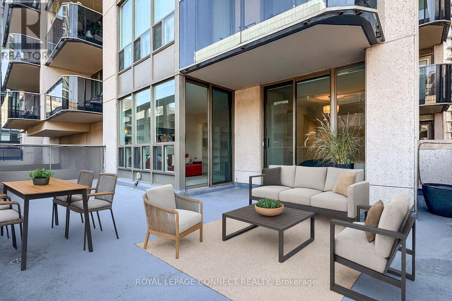 605 - 750 Bay Street, Toronto, Ontario  M5G 1N6 - Photo 32 - C12404735