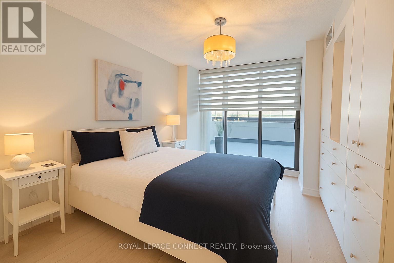 605 - 750 Bay Street, Toronto, Ontario  M5G 1N6 - Photo 17 - C12404735