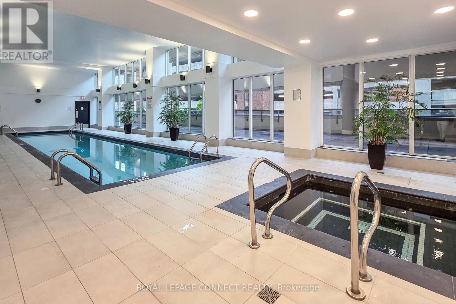 605 - 750 Bay Street, Toronto, Ontario  M5G 1N6 - Photo 26 - C12404735
