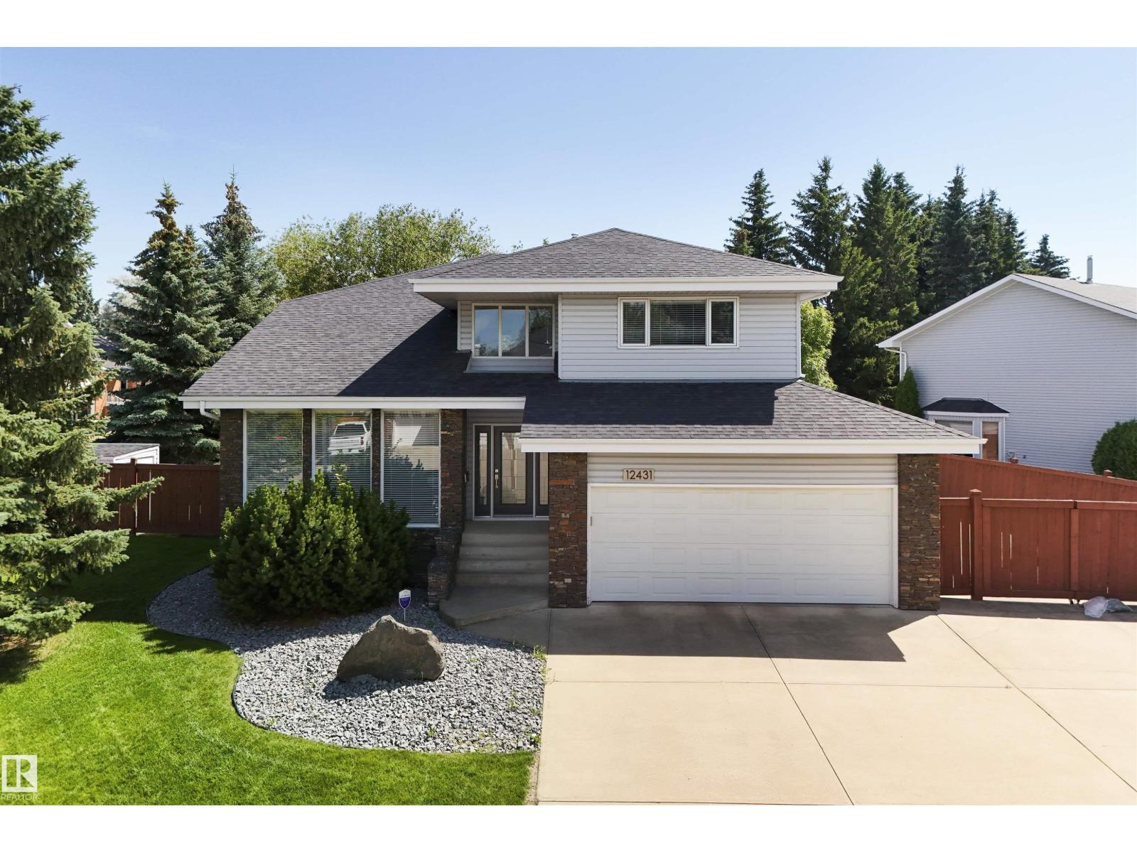 12431 29a Av Nw, Edmonton, Alberta  T6J 6C8 - Photo 1 - E4458075