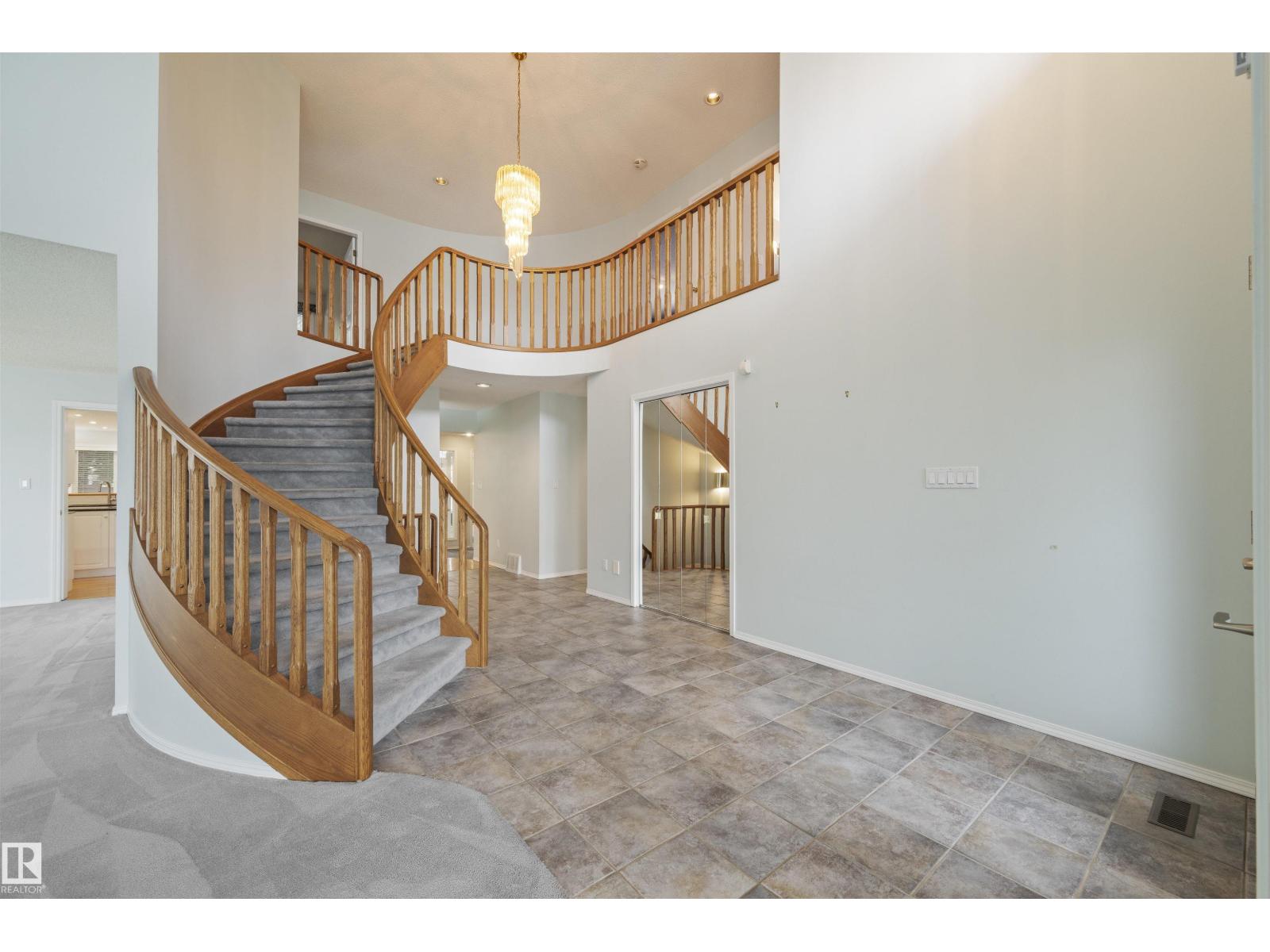 12431 29a Av Nw, Edmonton, Alberta  T6J 6C8 - Photo 4 - E4458075