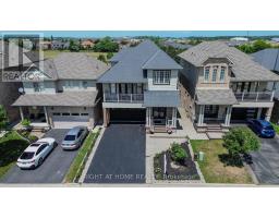 12 BANKFIELD CRESCENT, Hamilton, Ontario
