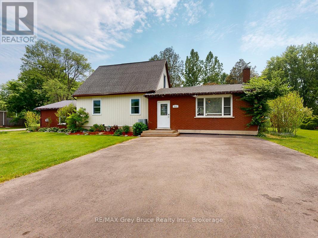 864 16th Street W, Georgian Bluffs, Ontario  N4K 6V5 - Photo 2 - X12323263