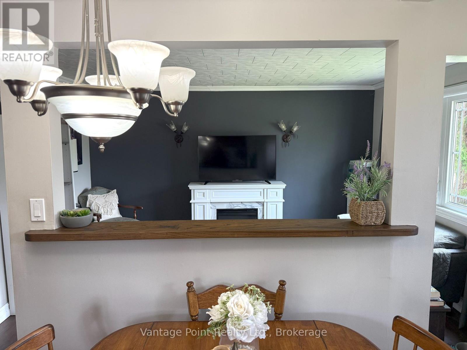 777007 10 Highway, Chatsworth, Ontario  N0H 1R0 - Photo 15 - X12385035