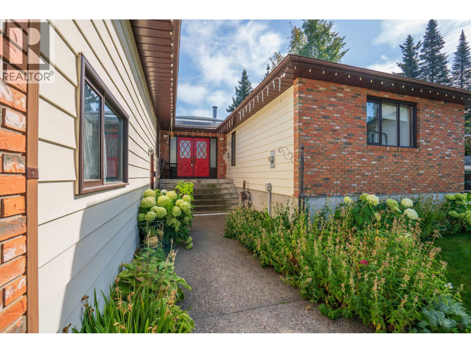 Property at 2881 CALHOUN PLACE image 4