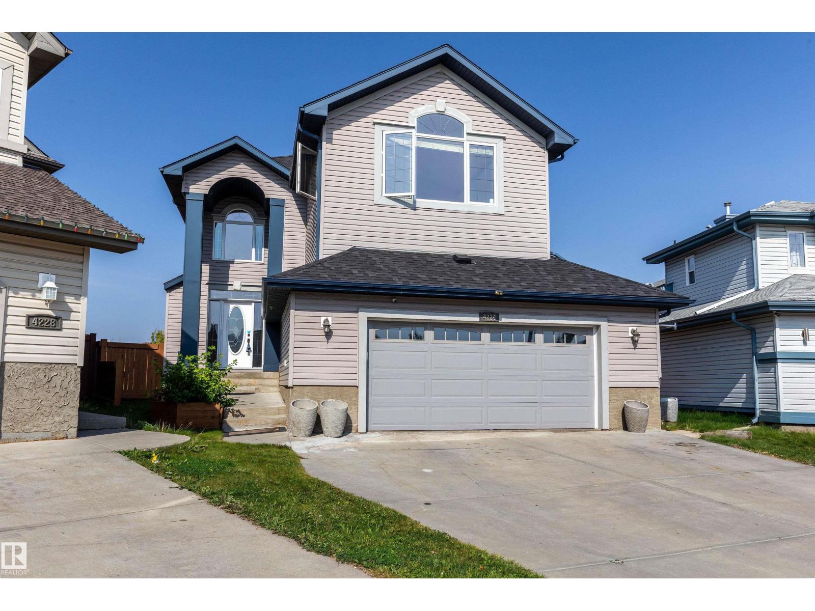 4224 157 Av Nw, Edmonton, Alberta  T5Y 0C9 - Photo 1 - E4458076