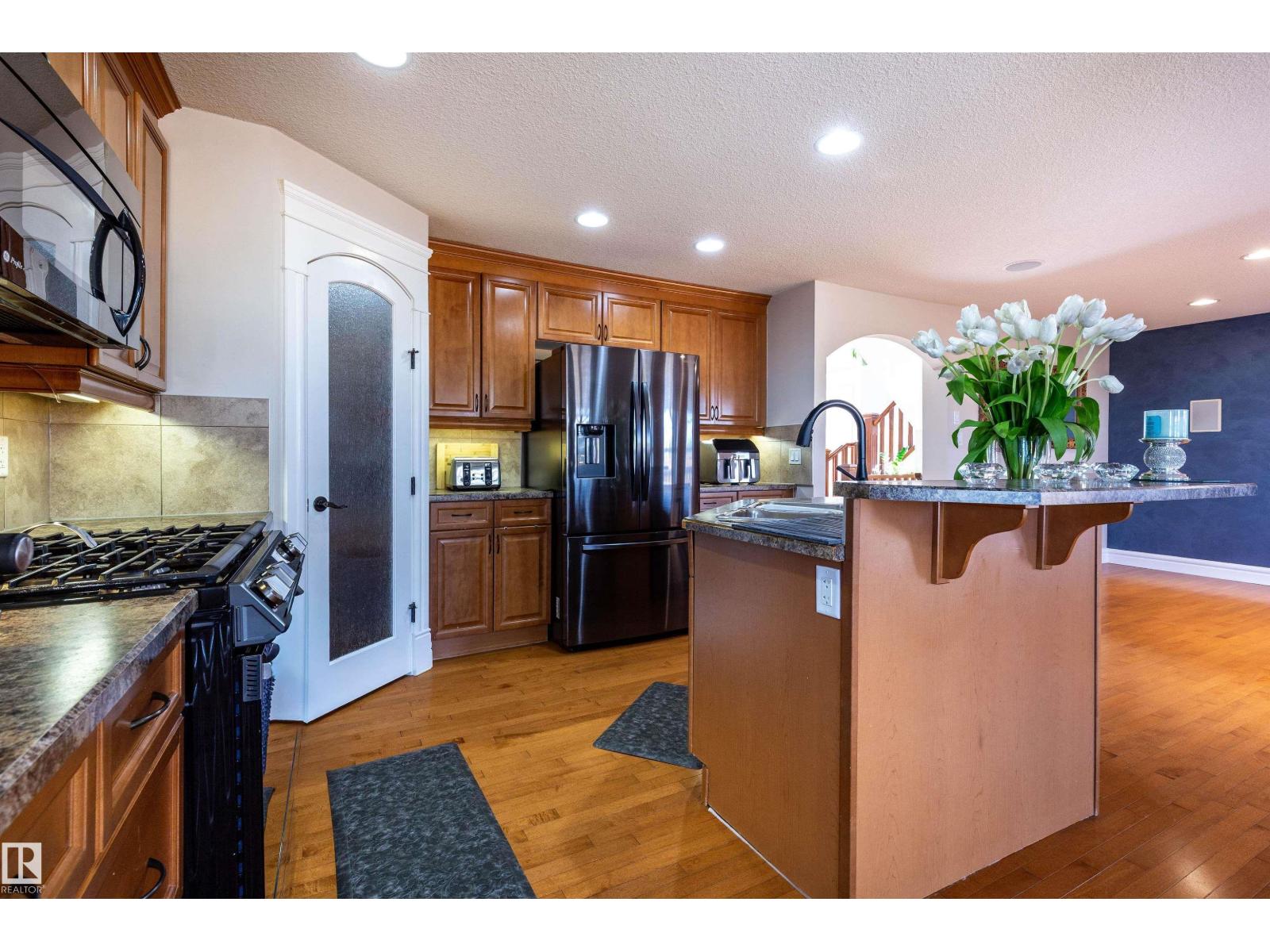 4224 157 Av Nw, Edmonton, Alberta  T5Y 0C9 - Photo 11 - E4458076