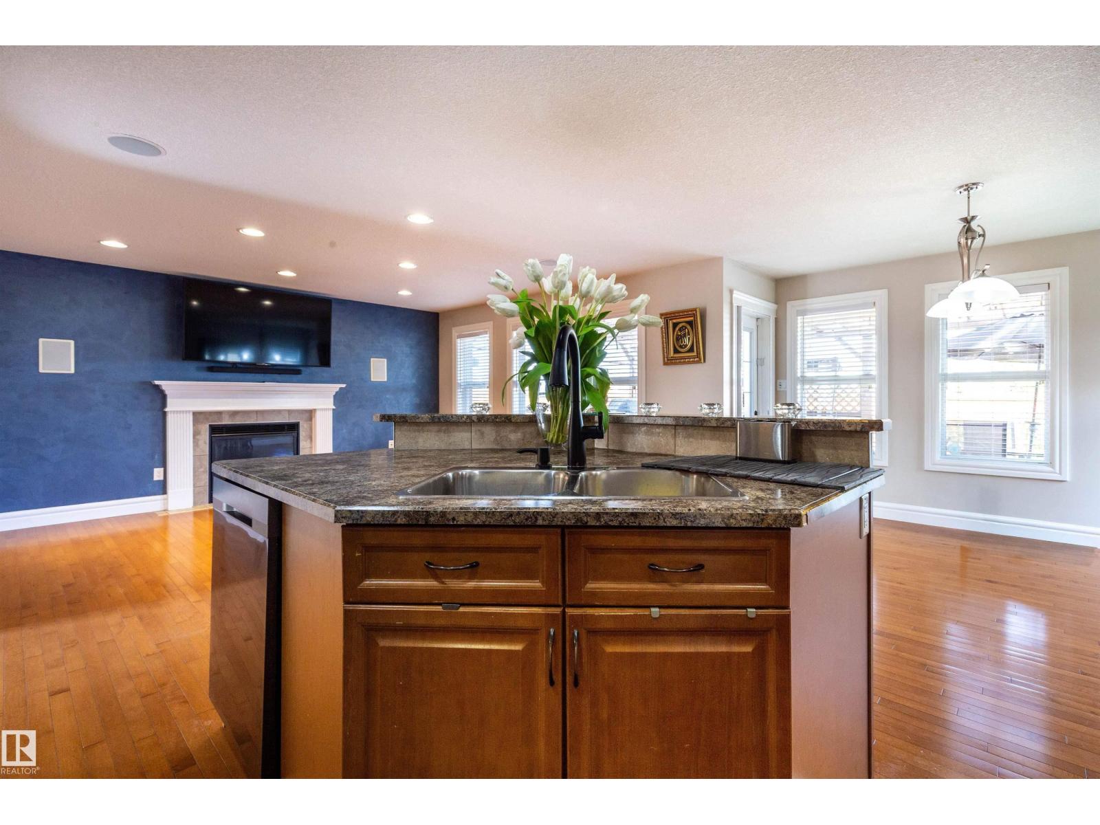 4224 157 Av Nw, Edmonton, Alberta  T5Y 0C9 - Photo 17 - E4458076