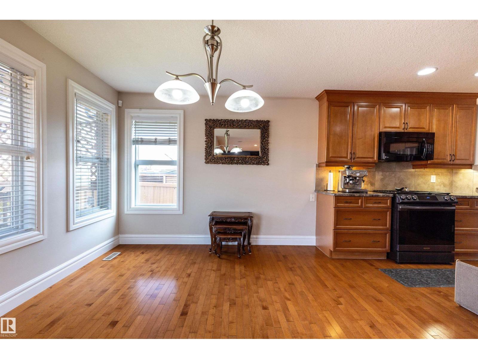 4224 157 Av Nw, Edmonton, Alberta  T5Y 0C9 - Photo 18 - E4458076