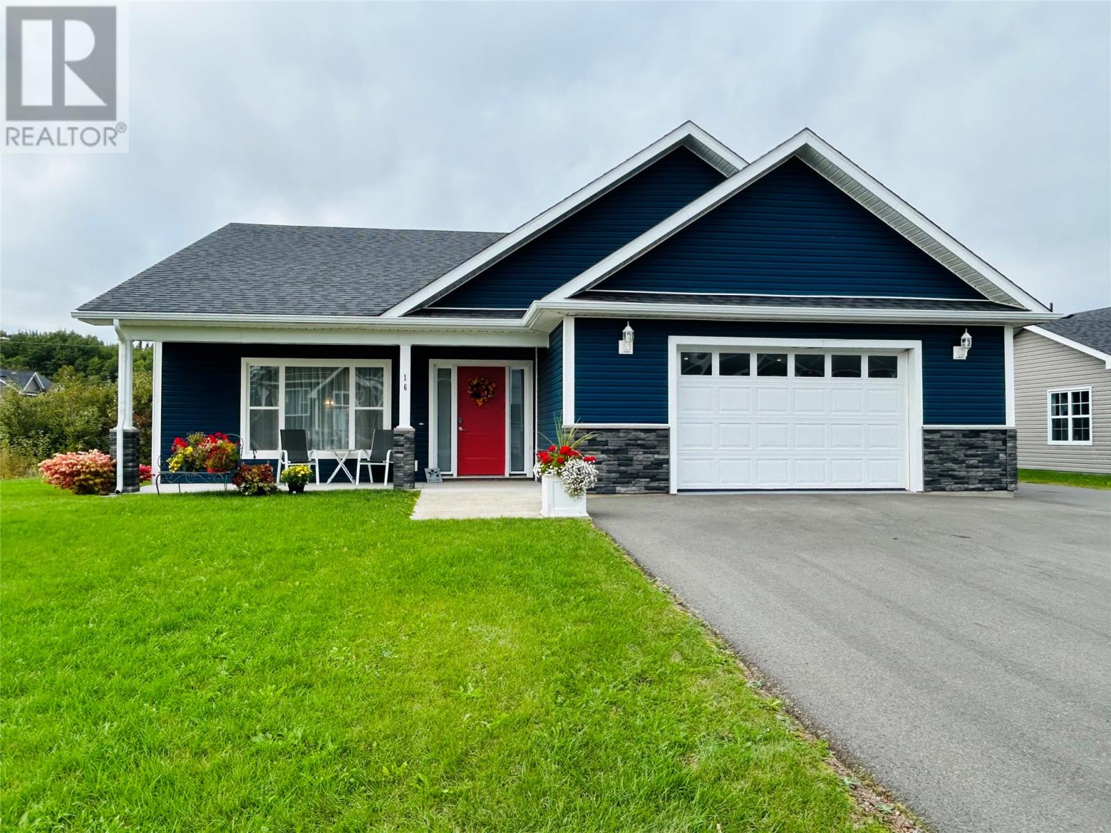 16 Kings Road, Bishops Falls, Newfoundland & Labrador  A0H 1C0 - Photo 1 - 1290500