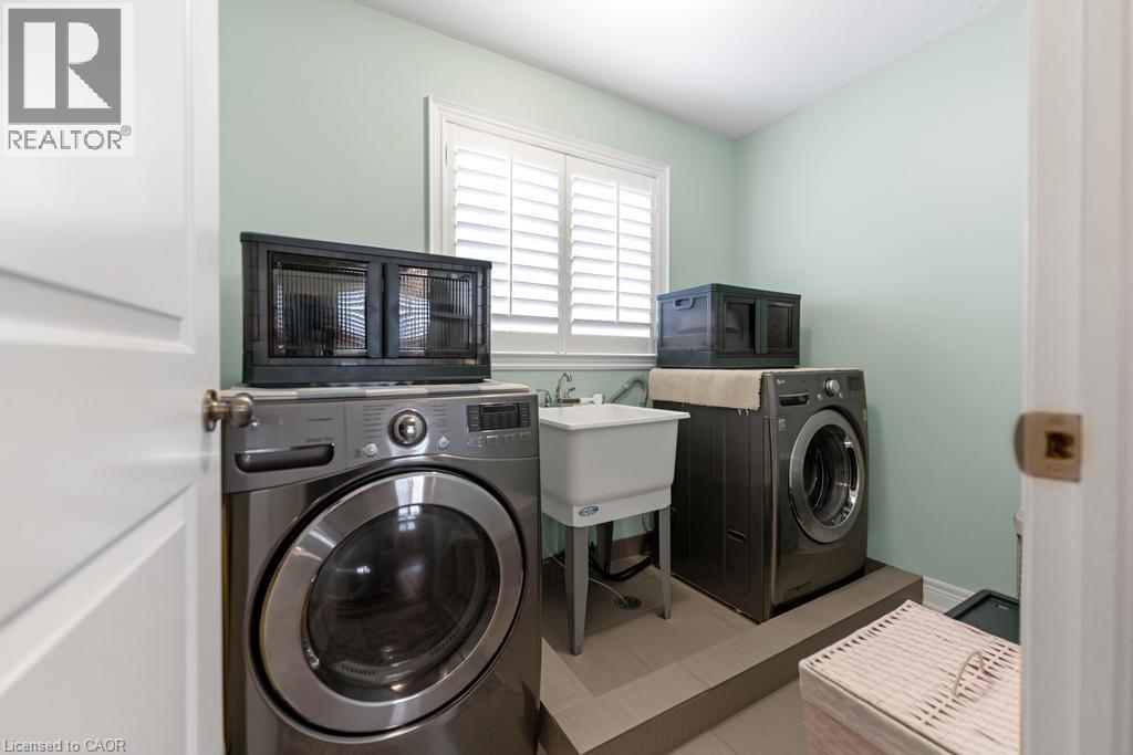 236 Mother's Street, Hamilton, Ontario  L9B 0E1 - Photo 31 - 40770621