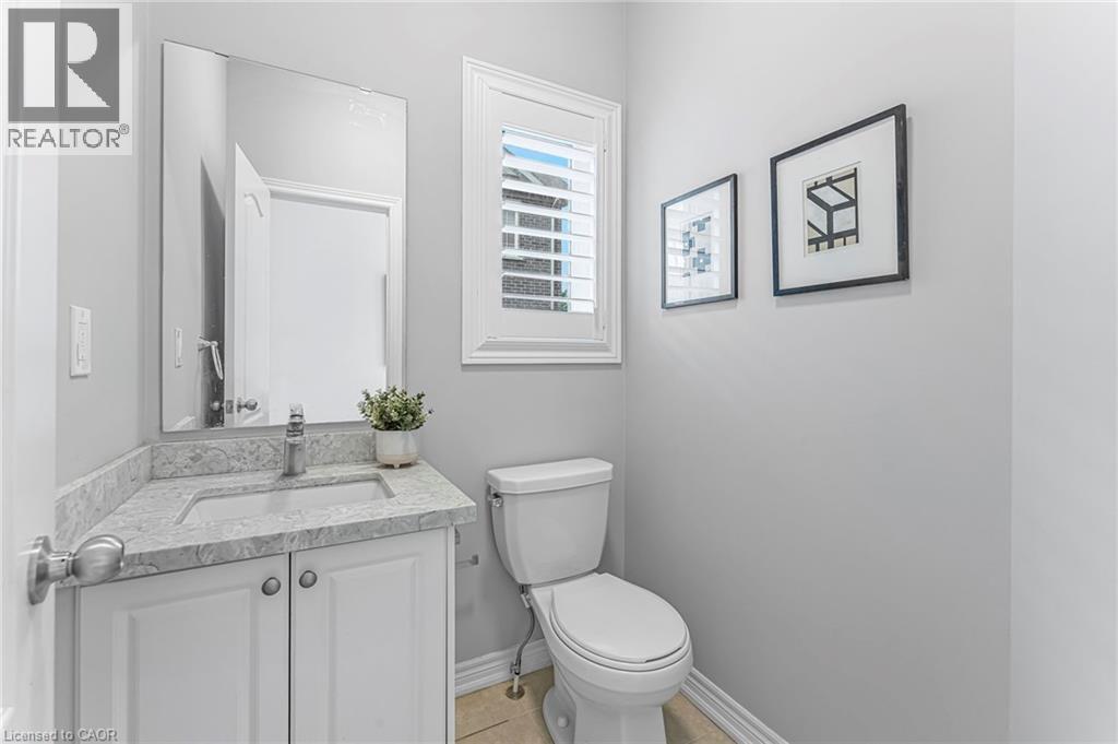 392 Grindstone Trail, Oakville, Ontario  L6H 0S1 - Photo 3 - 40767929
