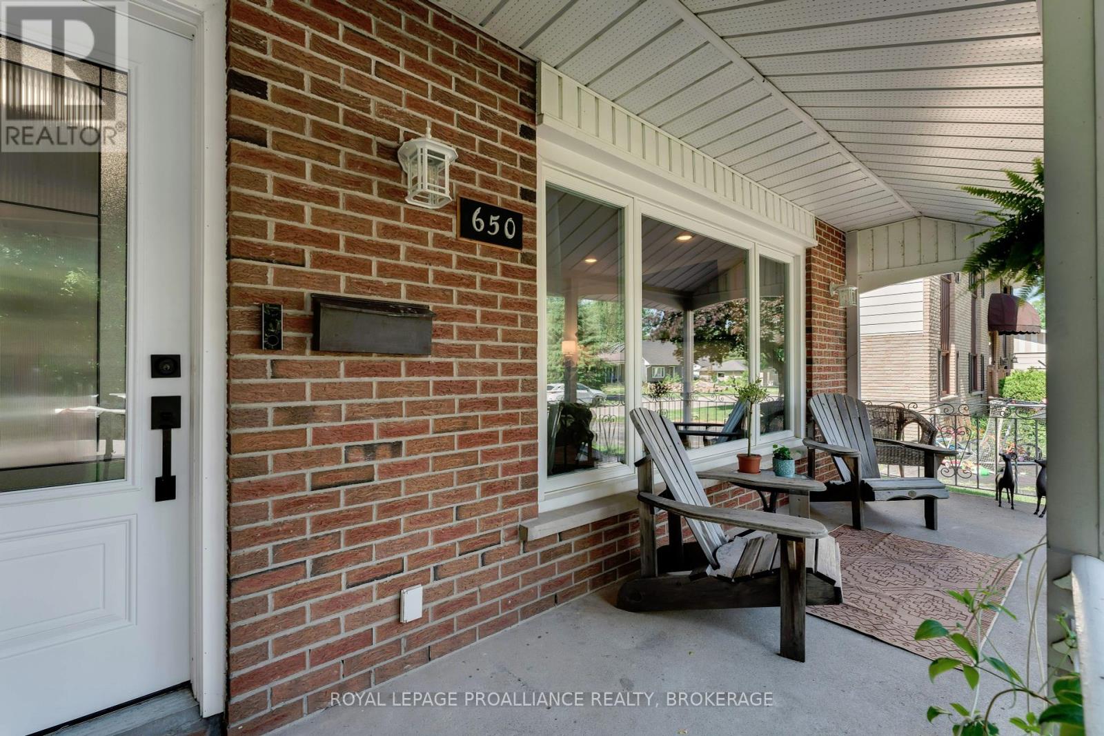 650 Steel Street, Gananoque, Ontario  K7G 2E5 - Photo 3 - X12408624