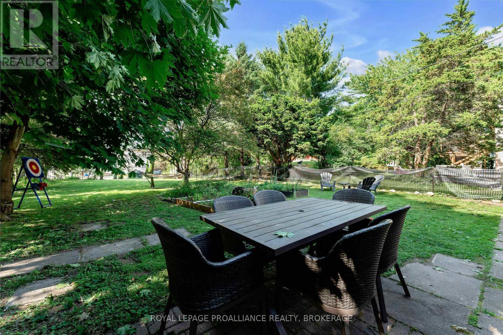 650 Steel Street, Gananoque, Ontario  K7G 2E5 - Photo 34 - X12408624