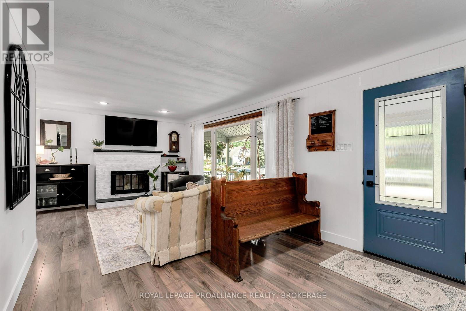 650 Steel Street, Gananoque, Ontario  K7G 2E5 - Photo 6 - X12408624