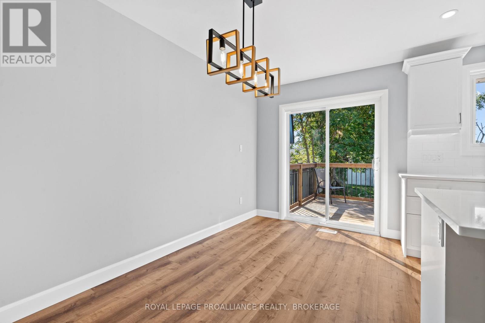 47 Inverness Crescent, Kingston, Ontario  K7M 6P2 - Photo 10 - X12408660